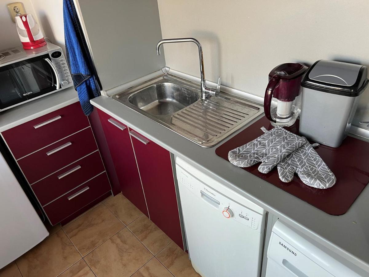 Cosy Central Apartment Várna Kültér fotó