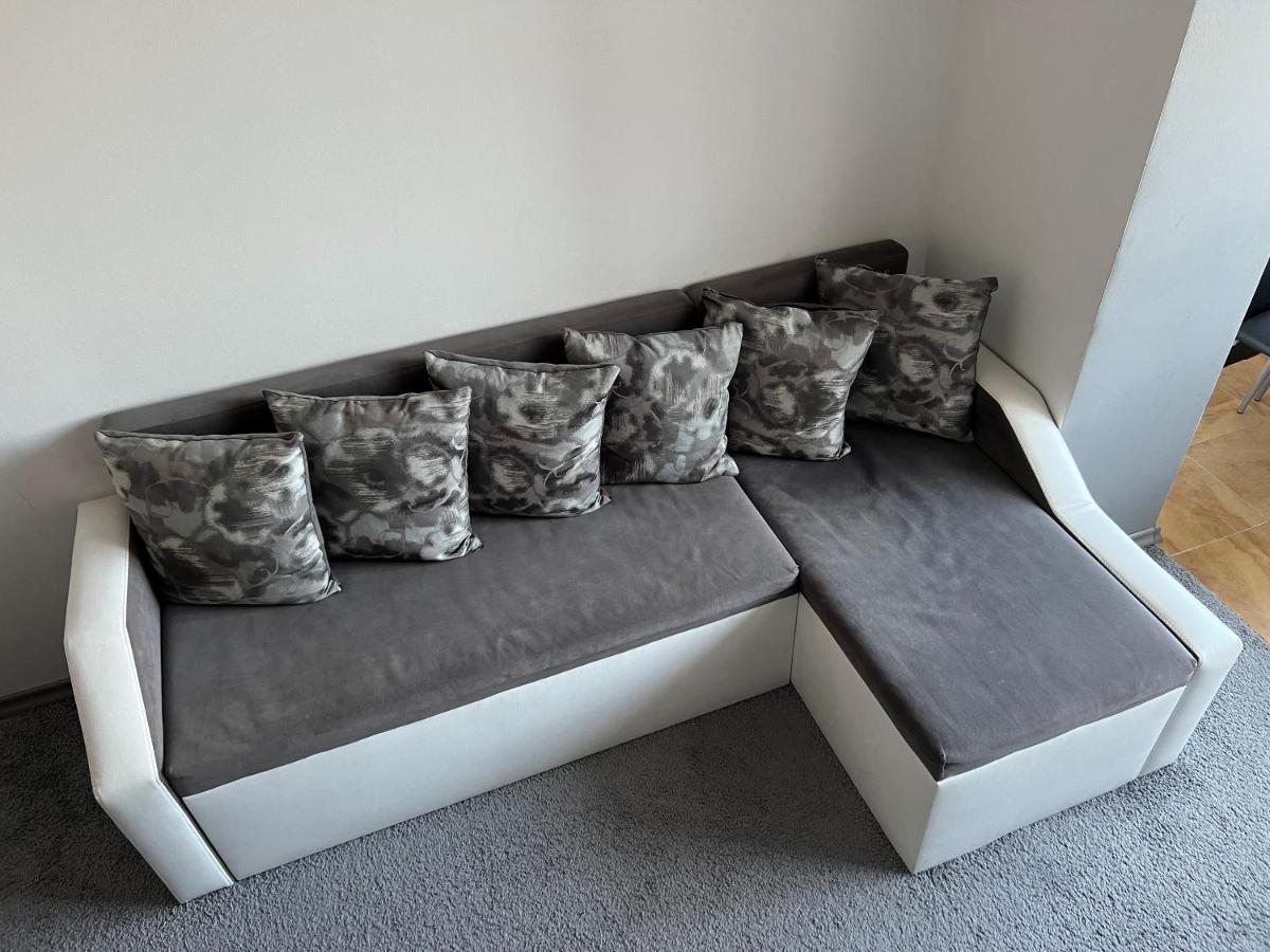 Cosy Central Apartment Várna Kültér fotó